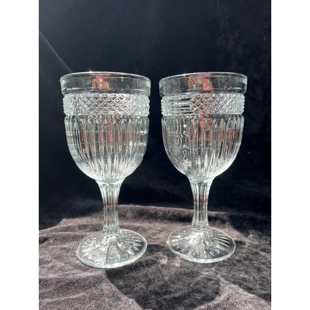 2 Libbey Radiant Rock Wine Goblet Glasses Vintage 12 oz * Pressed Glass Vintage
